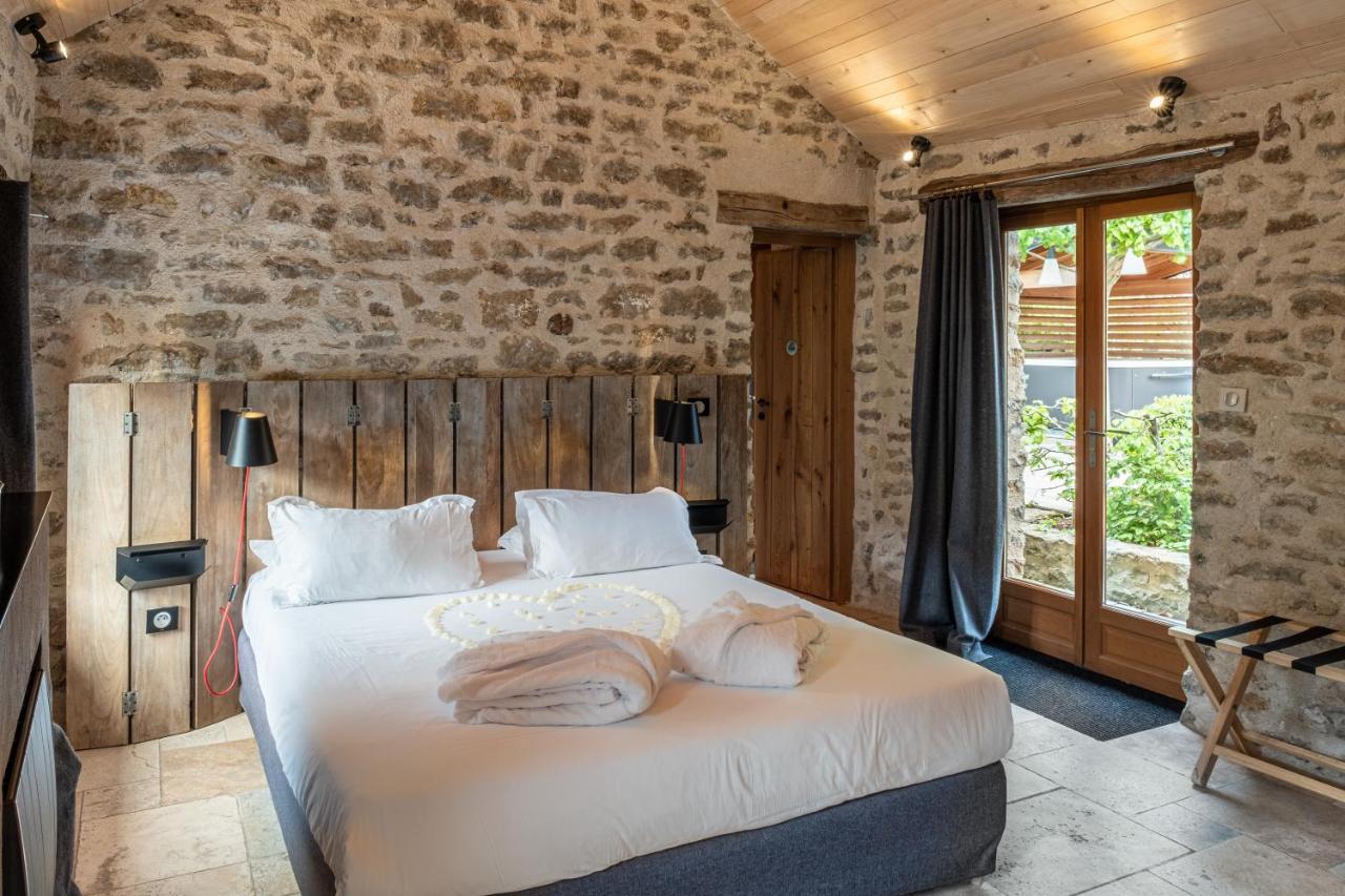 Le Domaine Des Pres Verts Suites & Chambres Avec Jacuzzi Privatif Jouey Экстерьер фото