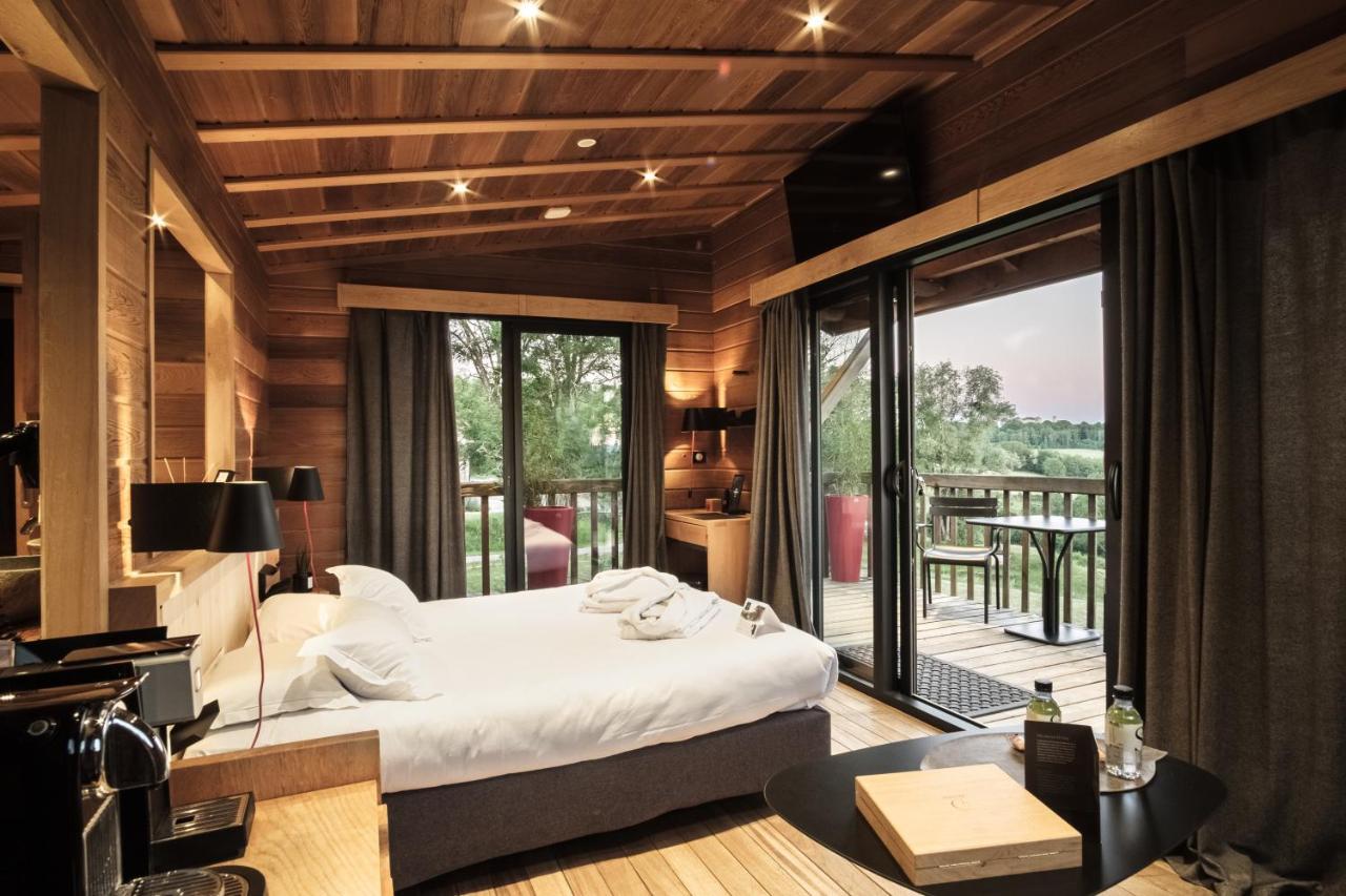 Le Domaine Des Pres Verts Suites & Chambres Avec Jacuzzi Privatif Jouey Экстерьер фото
